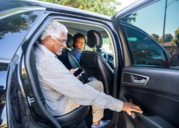Uber lança recurso Preferências de Partida para idosos e pessoas com deficiência